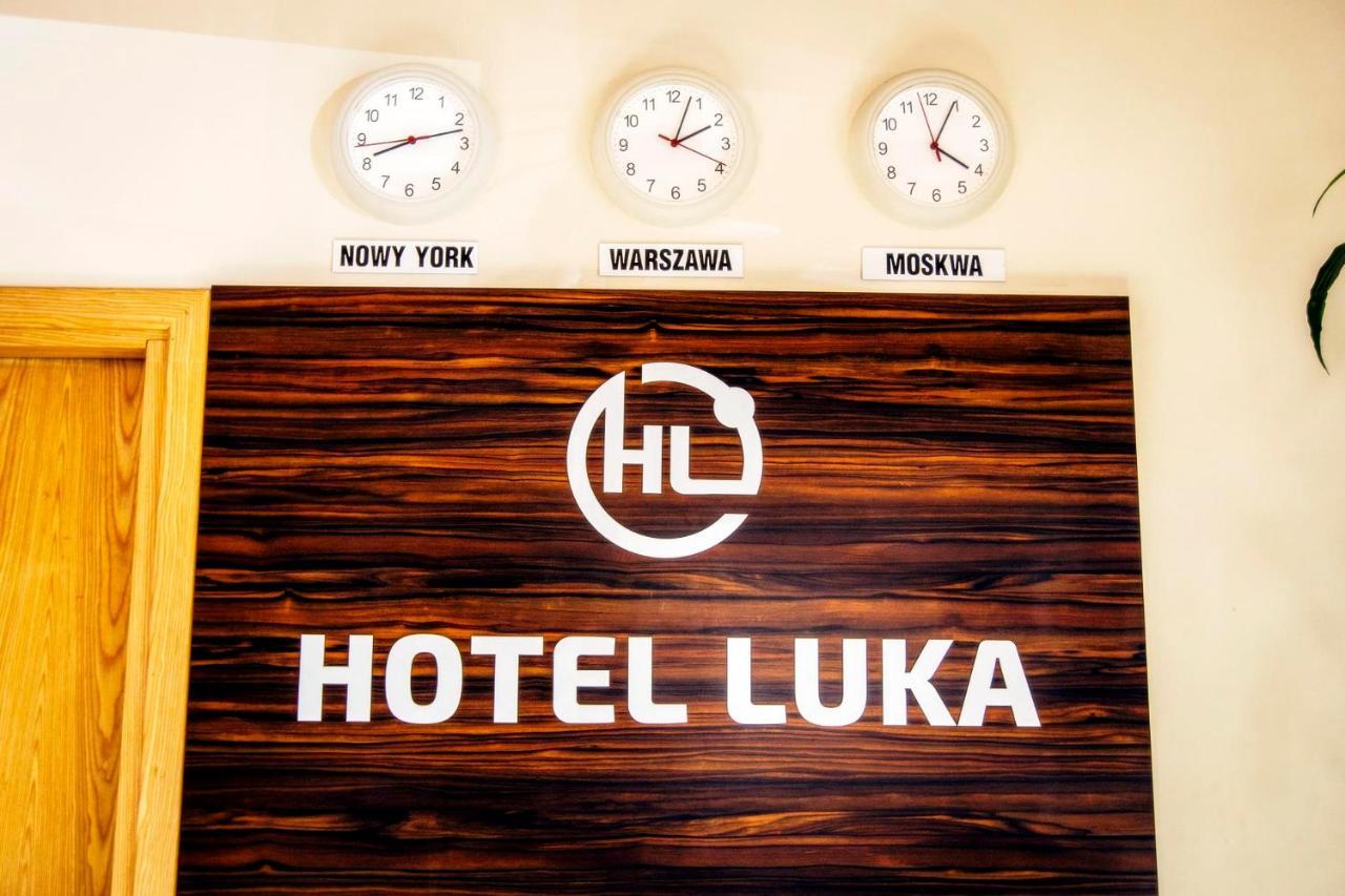 Hotel Luka Радом Екстериор снимка